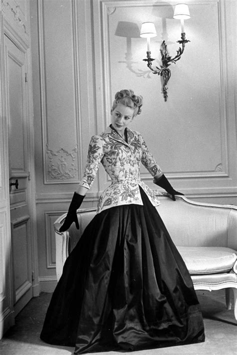 christian dior 1940|christian dior 1947 fashion style.